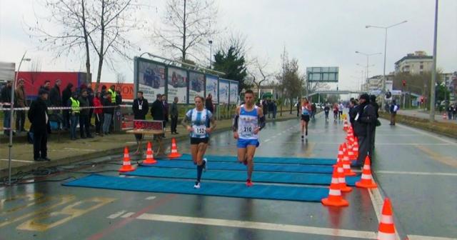 Sosa’nın eşi yarı maratonda 7. oldu