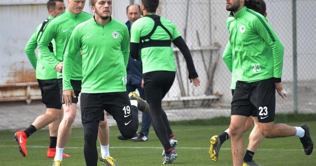 Atiker Konyaspor, Ç. Rizespor hazırlıklarını sürdürüyor