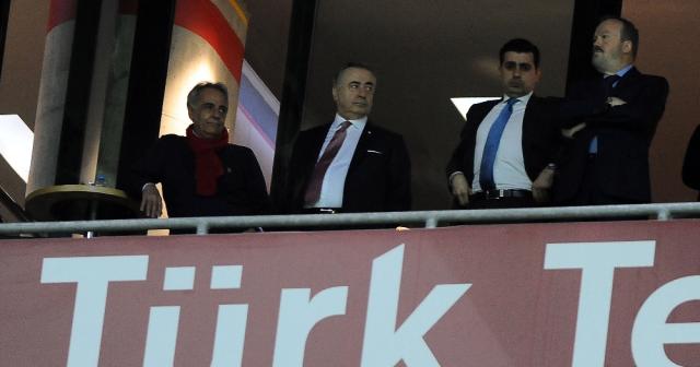 Mustafa Cengiz maçı locadan takip etti