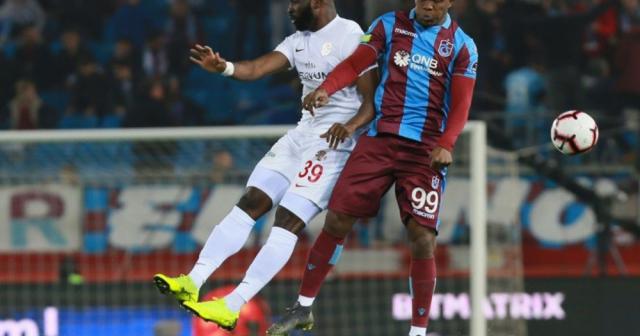 Trabzonspor’da, Nwakaeme seriye bağladı