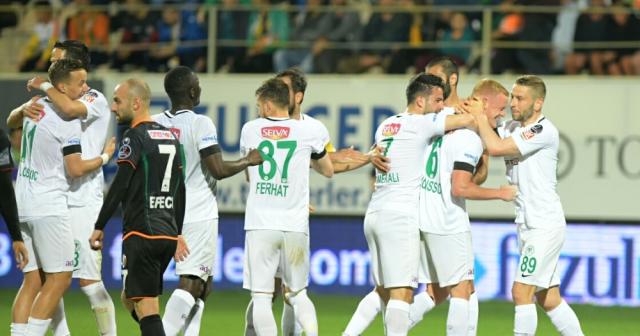 Konyaspor 11 haftalık galibiyet hasretine son verdi