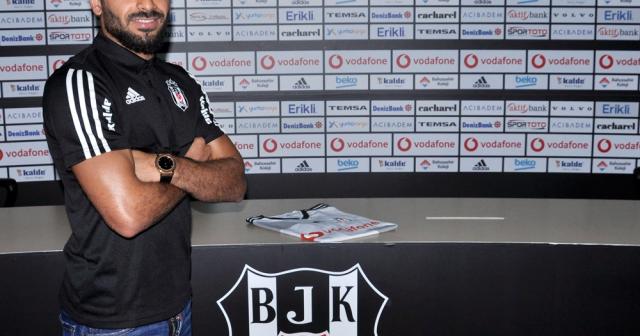 Beşiktaş, Douglas ile 3 yıllık sözleşme imzaladı