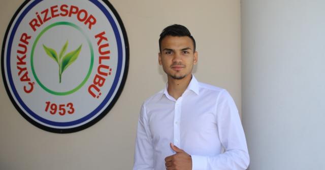 Çaykur Rizespor, Atakan Akkaynak ile anlaştı