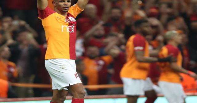 Galatasaray’da Fernado Reges Sevilla’ya transfer oldu