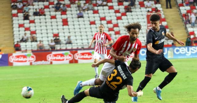 Antalyaspor,  Kayserispor ile 2-2 berabere kaldı