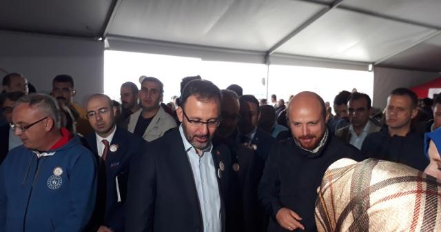 Bakan Kasapoğlu, Etnospor Kültür Festivali’ni ziyaret etti