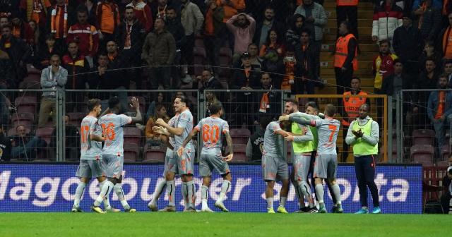 Galatasaray - Medipol Başakşehir karşılaşmasından notlar