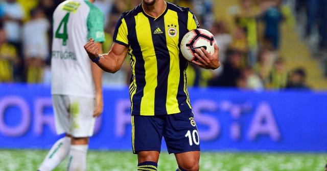 Fenerbahçe Giuliano’yu mumla arıyor