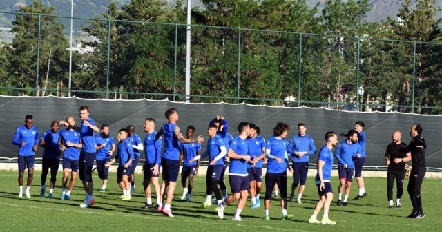 B.B.Erzurumspor, Adana Demirspor karşısında galibiyetine kilitlendi