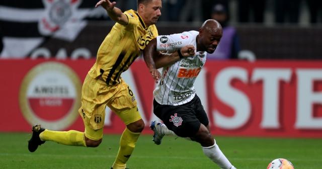 Corinthians, Vagner Love’ın sözleşmesini feshetti