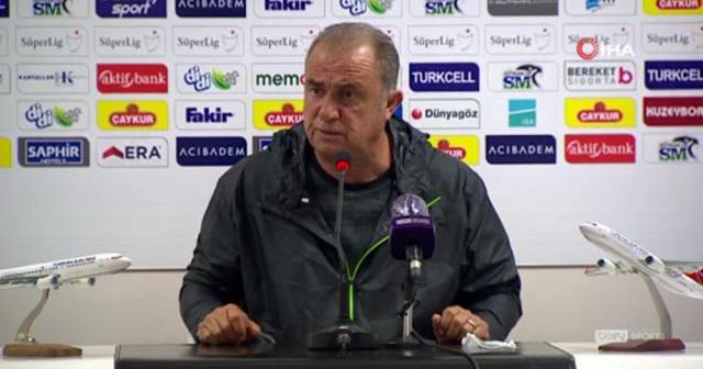 Fatih Terim: "3 puan ve 4 oyuncu kaybederek gidiyoruz"
