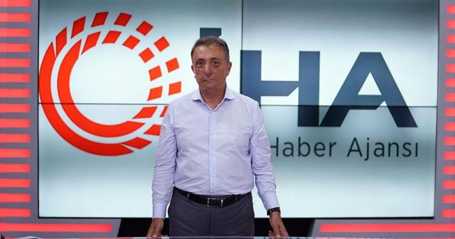 Ahmet Nur Çebi: “Arkamdan toplantı yapmayın, aday olun!”