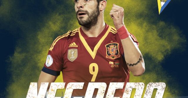 Alvaro Negredo resmen Cadiz’de