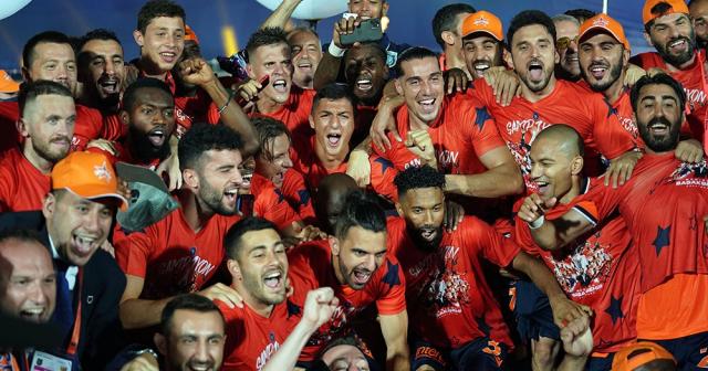 Başakşehir’de 13 futbolcu ilk kez şampiyonluk yaşadı