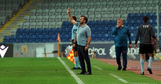 Okan Buruk adını tarihe yazdırdı