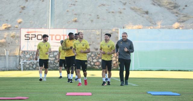 Yeni Malatyaspor 2 maçtan 4 puan hedefliyor