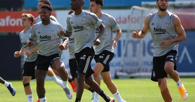 Beşiktaş’ta PAOK maçı hazırlıkları devam etti