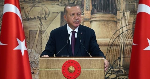 Cumhurbaşkanı Erdoğan, Trabzonspor yönetimi ve futbolcularını kabul etti