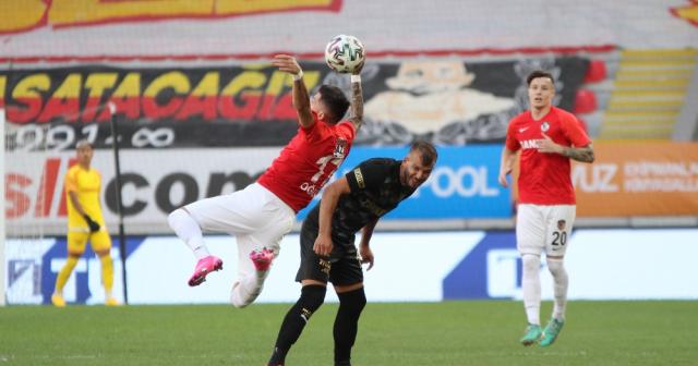 Göztepe, Gaziantep FK ile 2-2 berabere kaldı