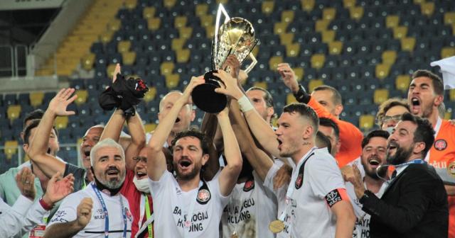 Karagümrük’ün 36 yıl sonra Süper Lig heyecanı başlıyor