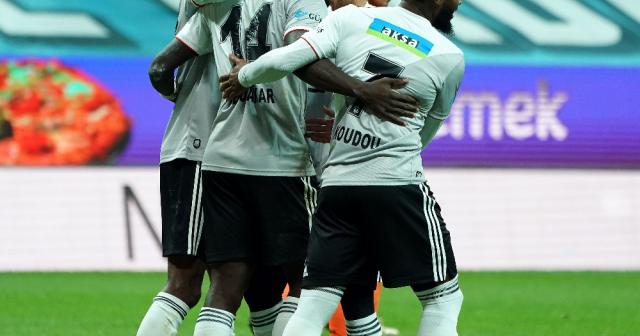 Beşiktaş, Başakşehir’i 3-2 mağlup etti