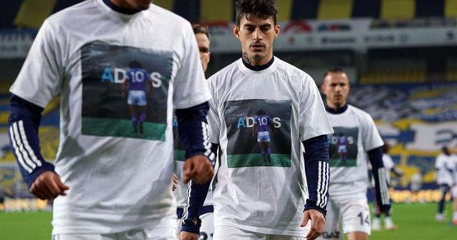 Fenerbahçeli futbolcular Maradona’yı unutmadı