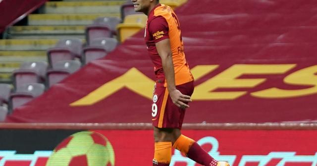 Galatasaray’da Falcao idmanı tamamlayamadı!
