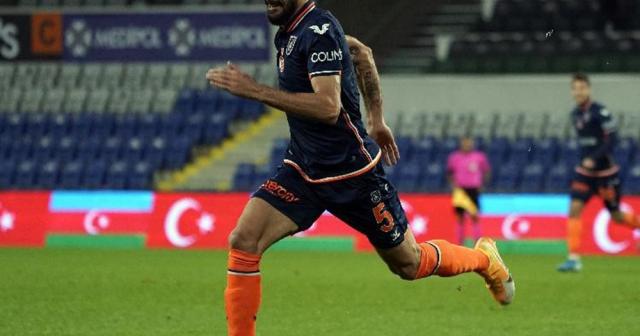 Mehmet Topal, Başakşehir’de ilk golünü attı