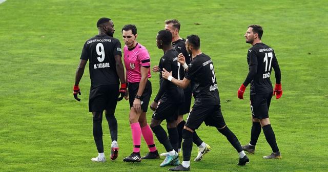 Kasımpaşa sahasında karşılaştığı DG Sivasspor’u 2-0 mağlup etti