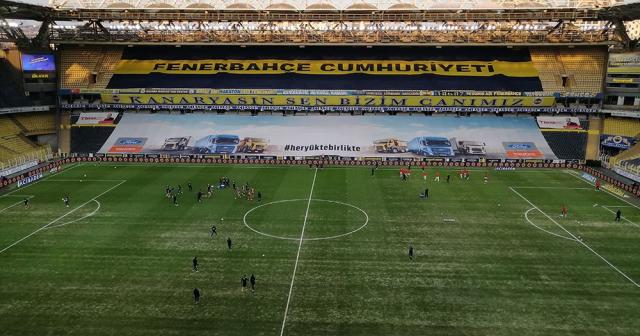 Fenerbahçe’de zemin onarılıyor