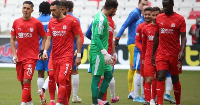 Sivasspor, ligde 10. beraberliğini aldı