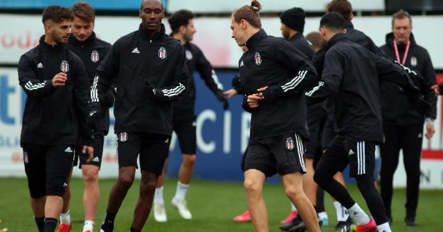 Beşiktaş derbiye hazır