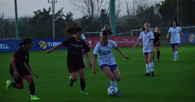 Kadınlar Futbol Ligi D Grubu: Karadeniz Ereğli Belediyespor: 0 Kayseri Gençlerbirliği: 1