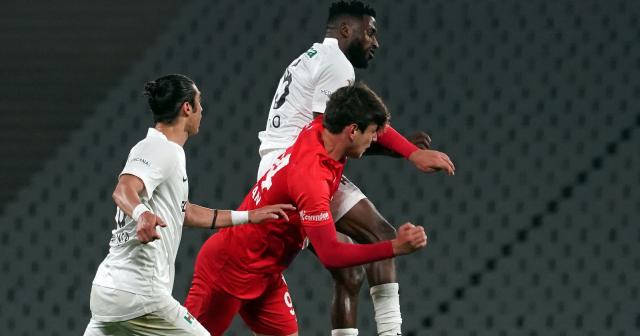 Altay Süper Lig’e yükseldi