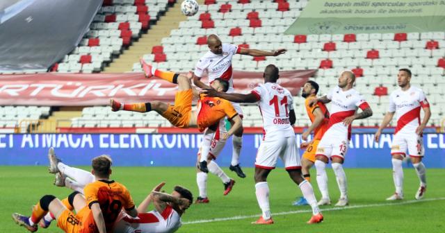 Antalyaspor, rakiplerinin puan kaybetmesini bekleyecek