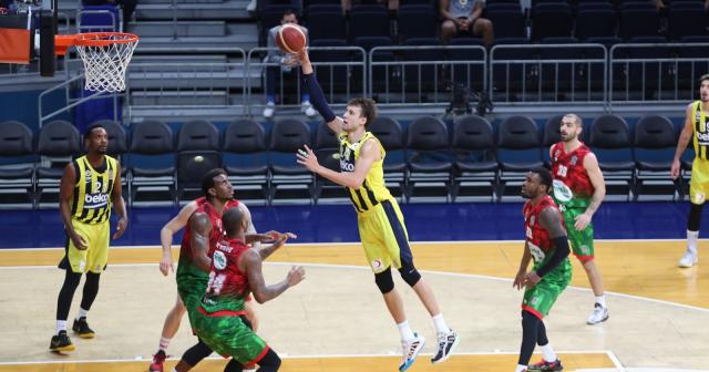 ING Basketbol Süper Ligi play-off: Fenerbahçe Beko: 83 - Pınar Karşıyaka: 79