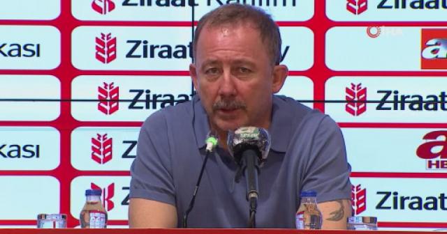 Sergen Yalçın: “Beş günde iki kupa kazanmak çok önemli”
