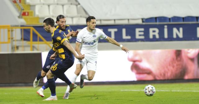 Süper Lig: Kasımpaşa: 2 - MKE Ankaragücü: 0 (İlk yarı)