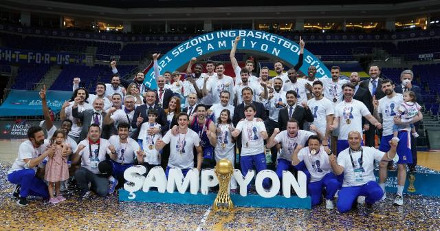 2020-2021 Basketbol Süper Ligi şampiyonu Anadolu Efes oldu