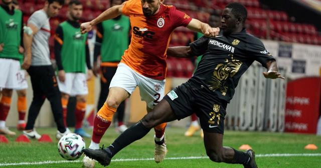 Şener Özbayraklı, Galatasaray’a veda etti