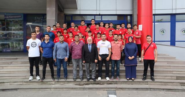 Düzceli 33 güreşçi Kırkpınar’da boy gösterecek