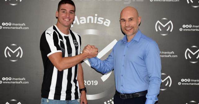 Manisa FK, Slovenyalı orta saha oyuncusunu kadrosuna kattı
