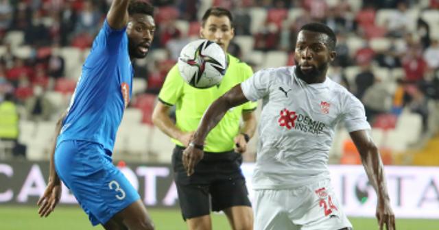 Avrupa Konferans Ligi: Sivasspor: 0 - Dinamo Batumi: 0 (İlk yarı)