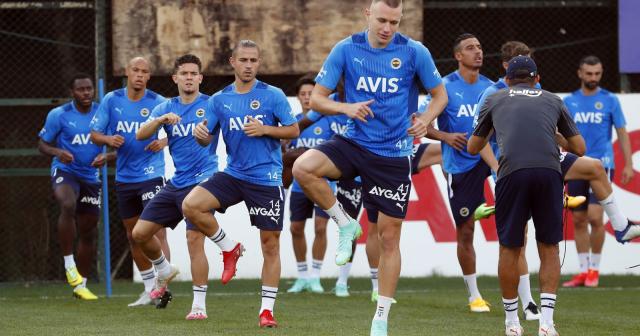 Fenerbahçe’de Valencia antrenmanda yer almadı
