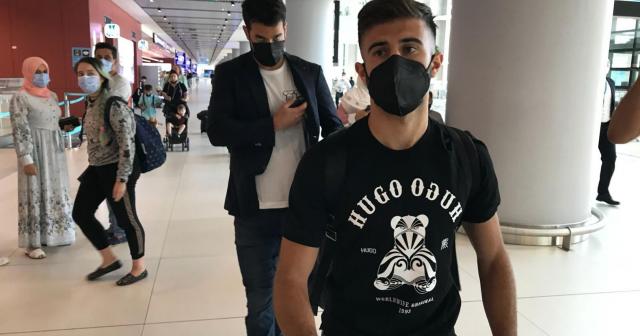 Fenerbahçe’nin yeni transferi Rossi, İstanbul’a geldi