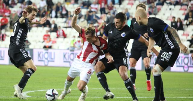 UEFA Avrupa Konferans Ligi: Sivasspor: 0 - Kopenhag: 0 (İlk yarı)