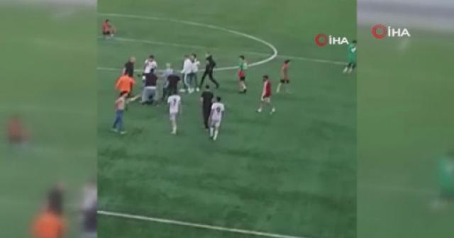 İstanbul’da oynanan hazırlık maçında kavga çıktı