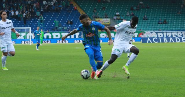 Süper Lig: Çaykur Rizespor: 0 - Altay: 1 (İlk yarı)