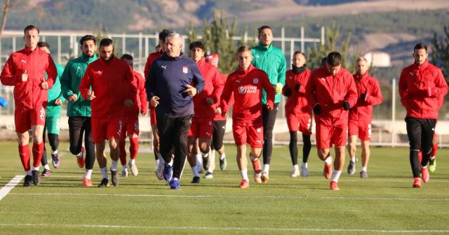 Sivasspor’da Başakşehir maçı hazırlıkları başladı