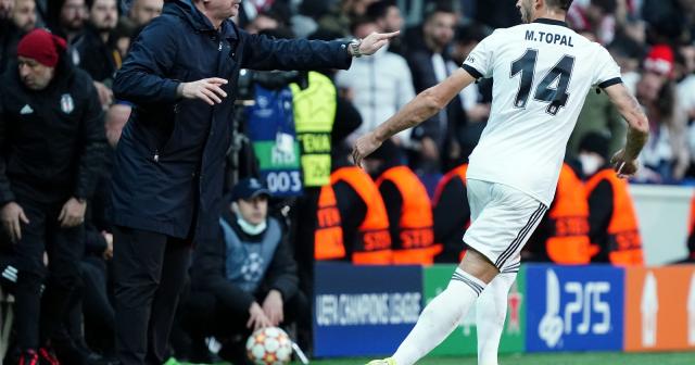 UEFA Şampiyonlar Ligi: Beşiktaş: 1 - Ajax: 0 (İlk yarı)